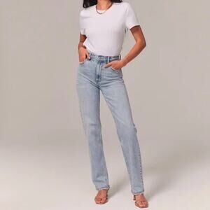 Abercrombie & Fitch Women The 90s Straight Ultra High Rise Jeans Light Wash 30